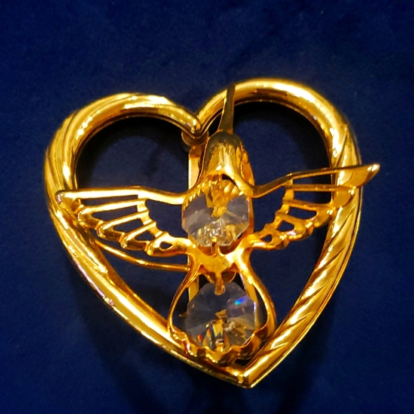 Humming bird - Picture 3 of 6